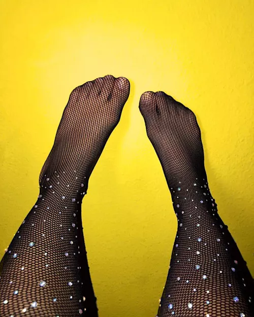 Id love to try on more for you.. 💕🐝🎬🍄