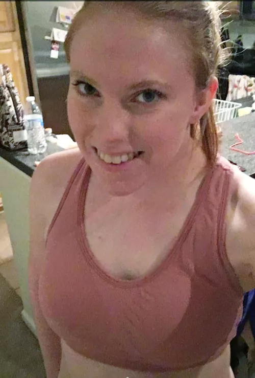 Imagine you and your friends are lifting heavy and i give you this look. Can you tell what's on my mind?