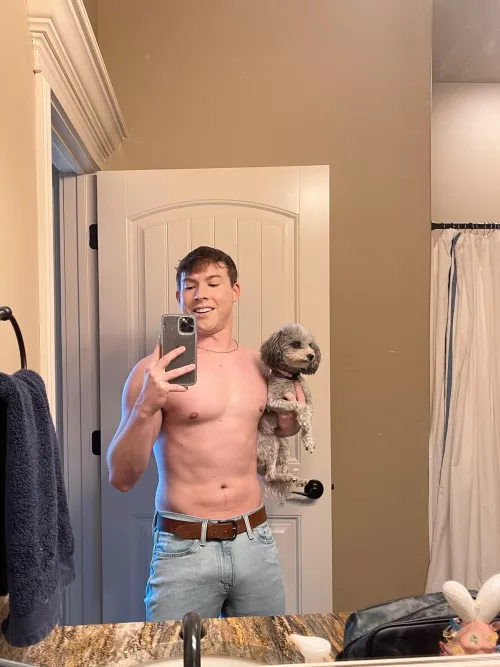 My lil’ gaming buddy 🐶