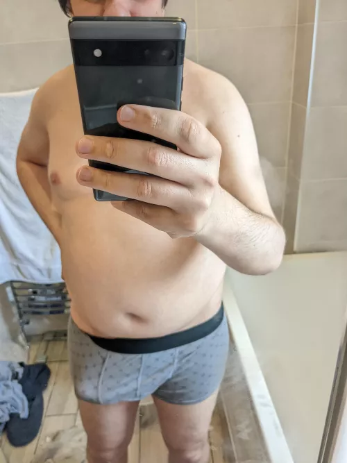 Not the best of pants but the outline is .....