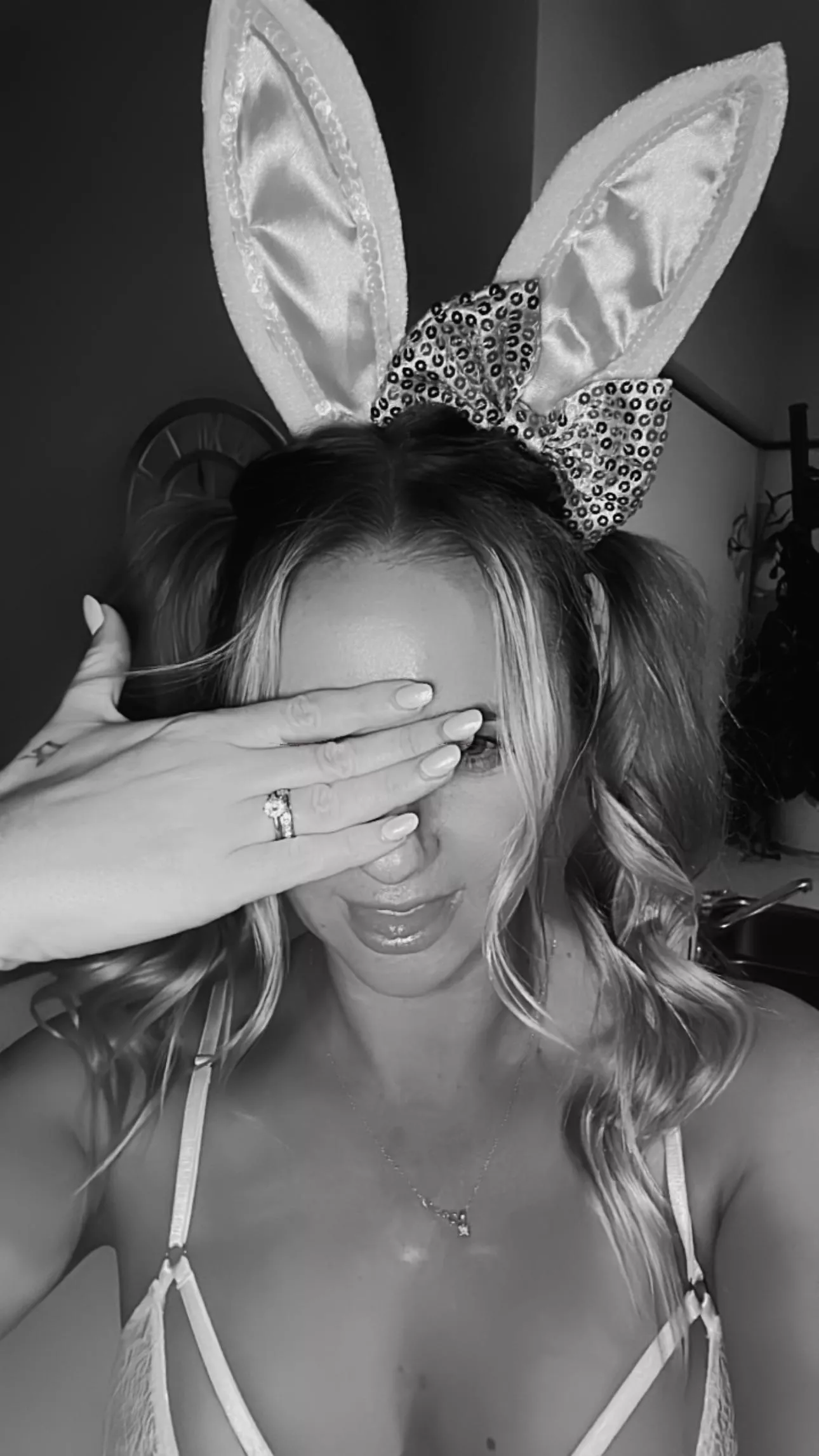 Sexy bunny wants to hide with you