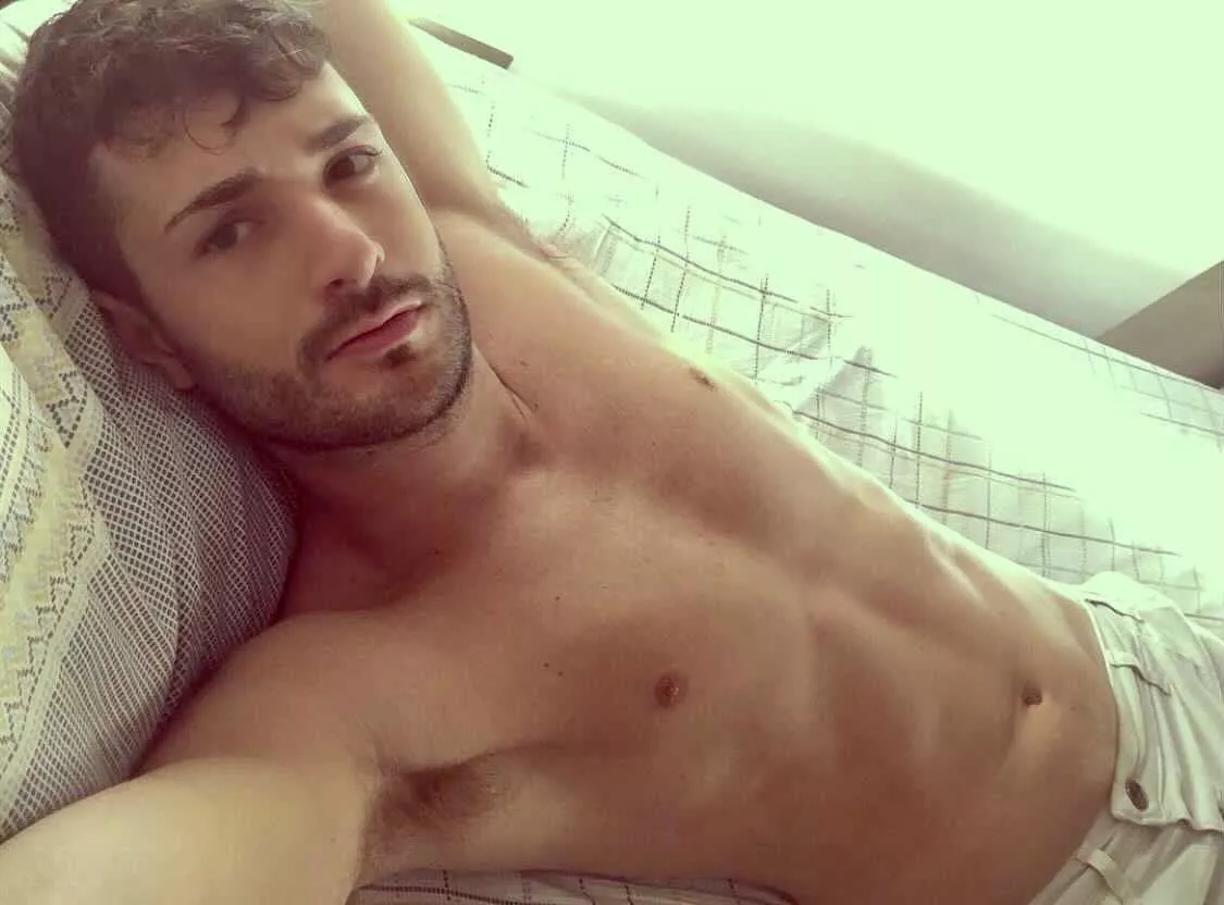 What a perfect day to do nothing! 🐣