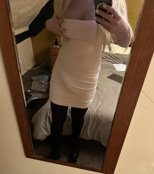 Who likes my dress?
