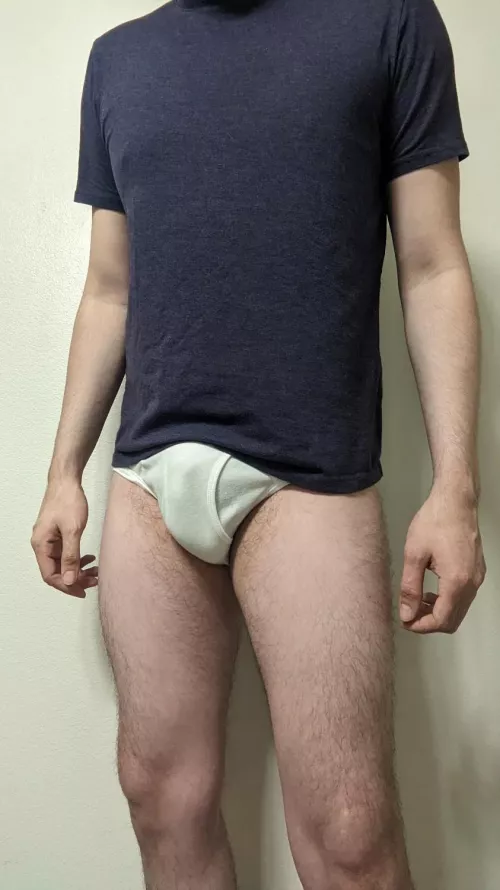 Who wants me to come hang out like this