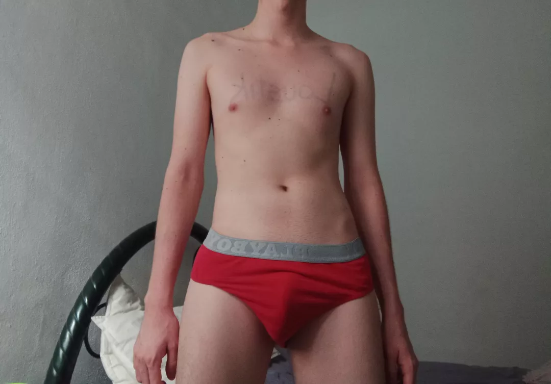 You like red on skinny body? 😏💦