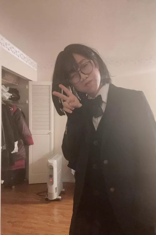 Your private school sweetheart :3