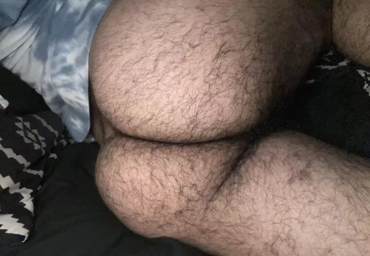 19 Arab hairy bottom looking for a fit man I am into everything Snap:lutious23