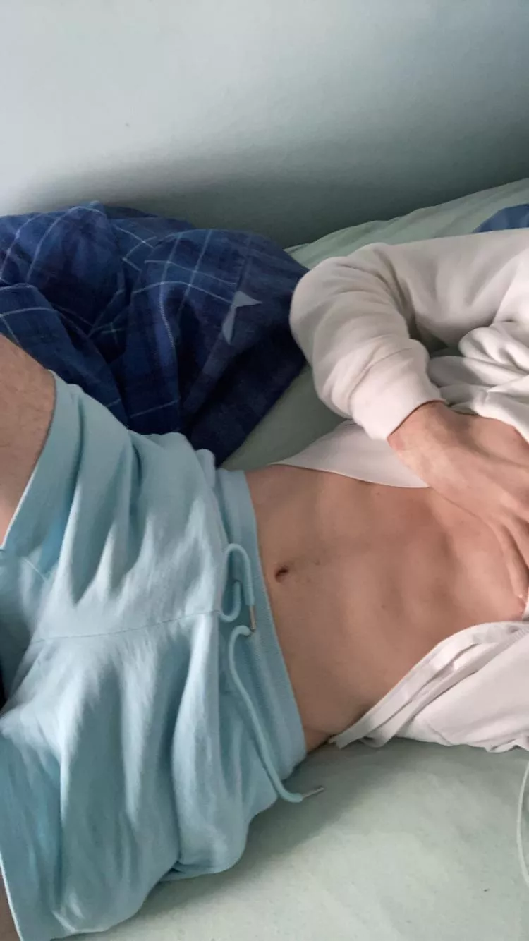 22 fit irish lad shaved smooth hun for sc more pics on profile