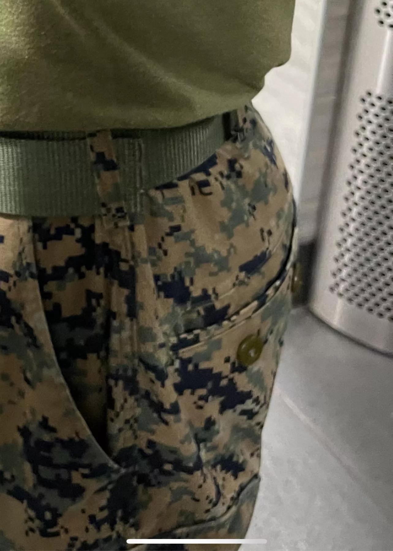 24 [R4R] Oceanside gloryhole looking to throat cock