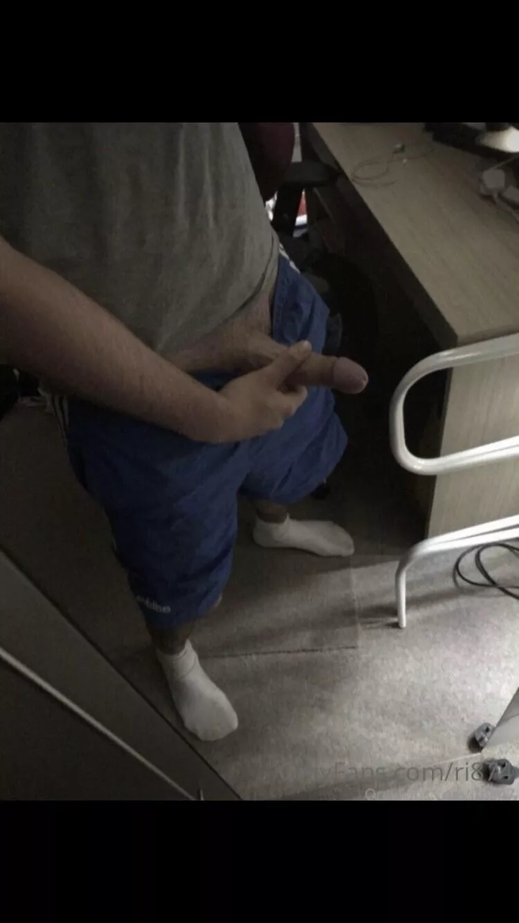 Anyone need their pussy ate