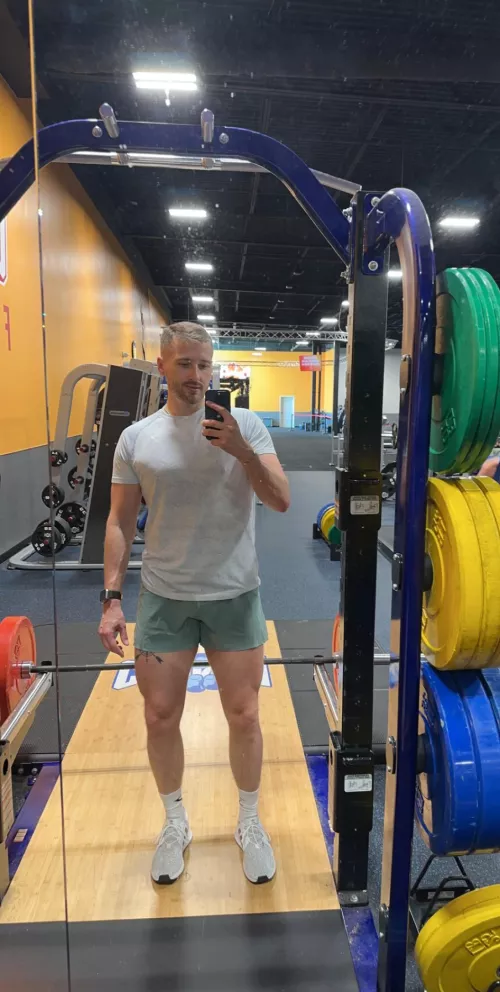 Avoiding the Sunday scaries with leg day