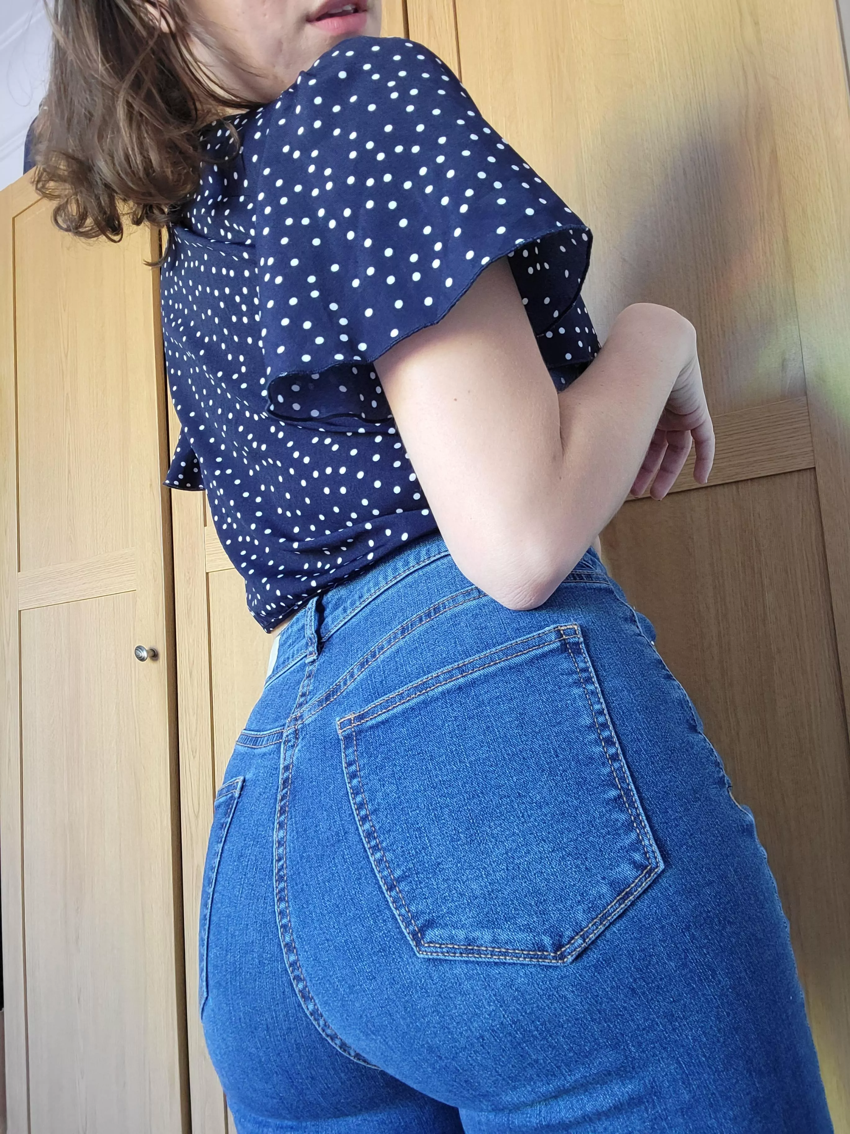 Can I turn you on with my clothes on? [f]