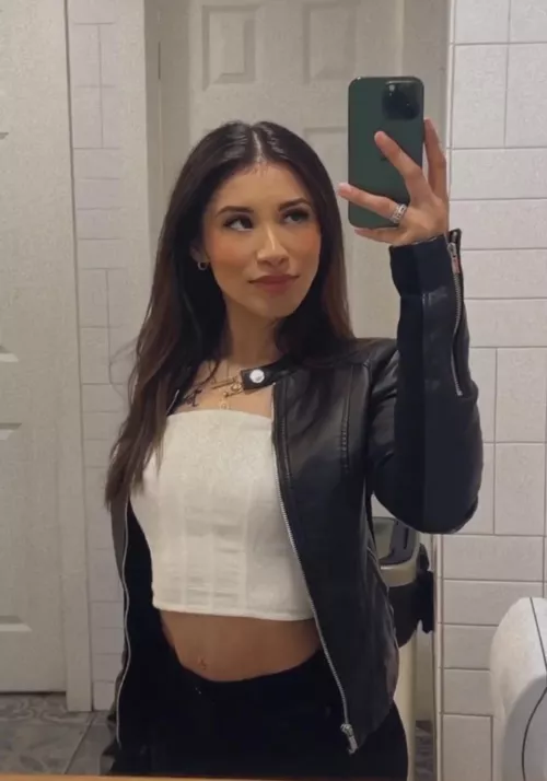 Corset crop top? Thoughts?