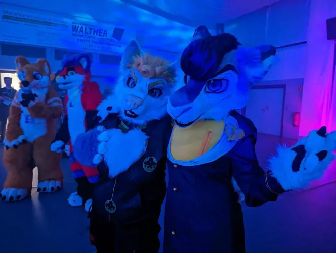 Giorno and Josuke Furry - 2Dance Event