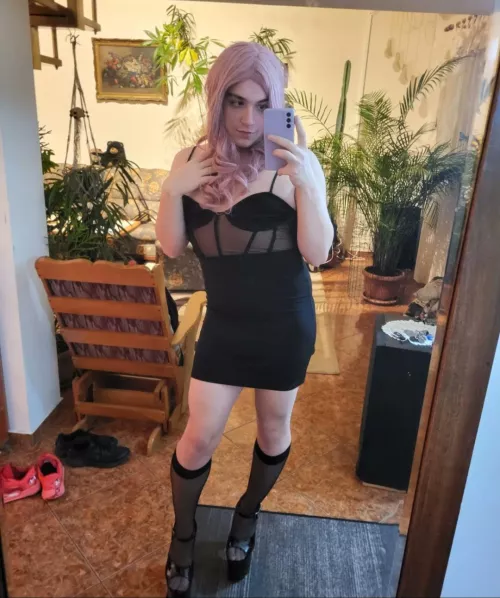 I enjoy making straight guys lust for me hehe