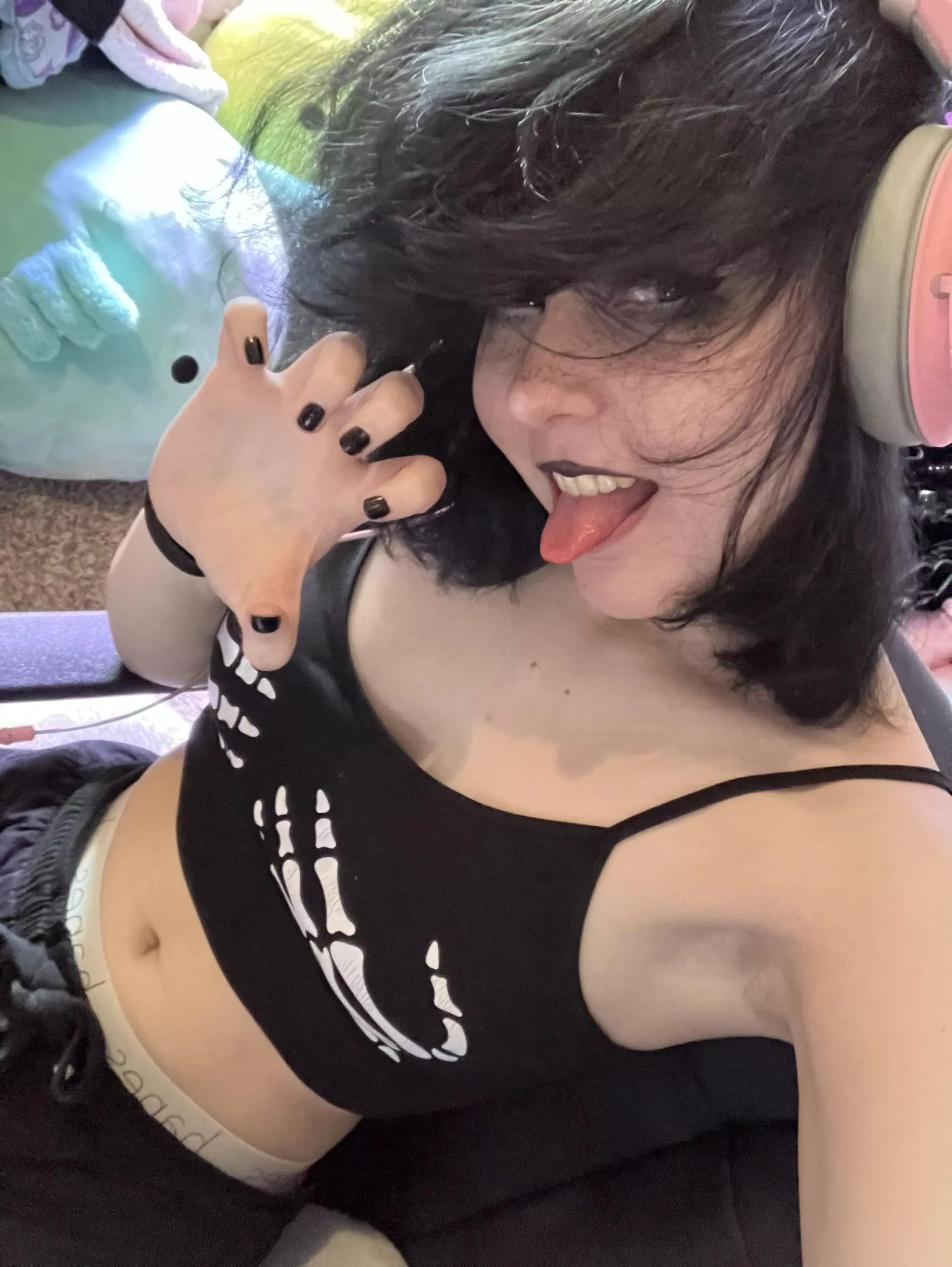 I look like I exist purely on monster energy and pixie stix