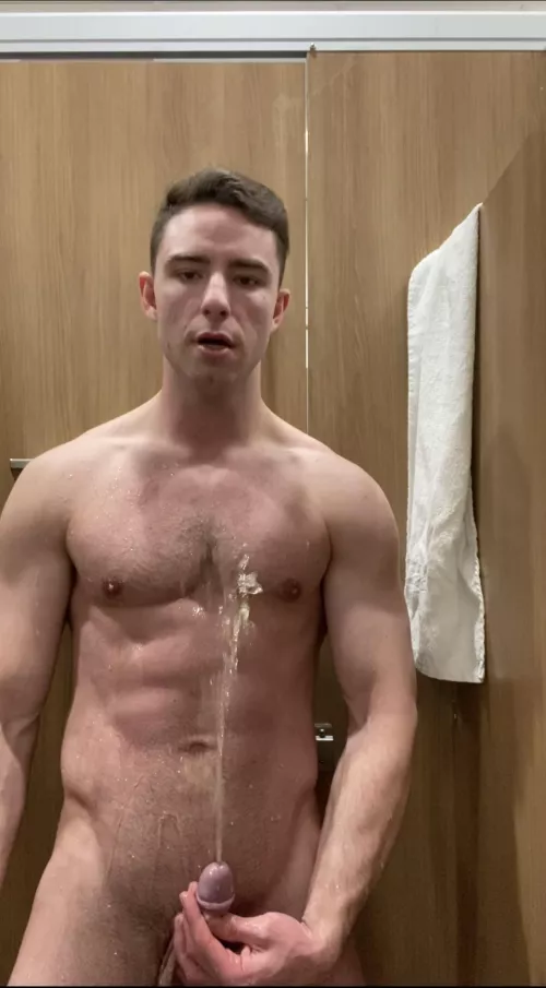 Join me in the shower?🐽