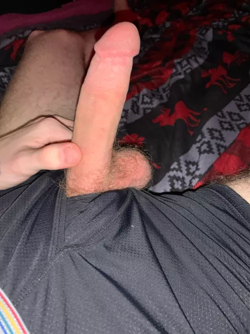 just got home from work horny as fuck. 30-50 year olds to the front. 20 m us