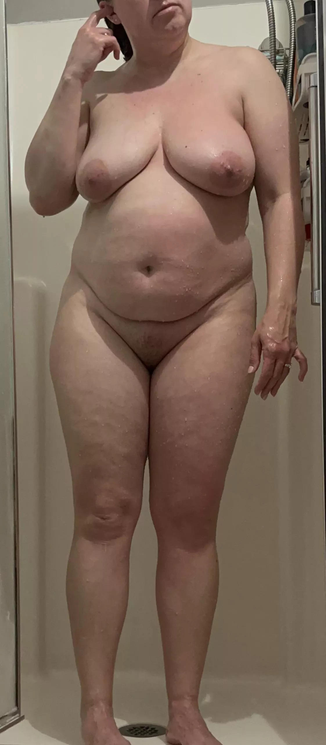 Learning to love my body. Hope you don’t mind I posted again. I find it therapeutic. Thank you for your kind words. 40F, 5’3”, 185