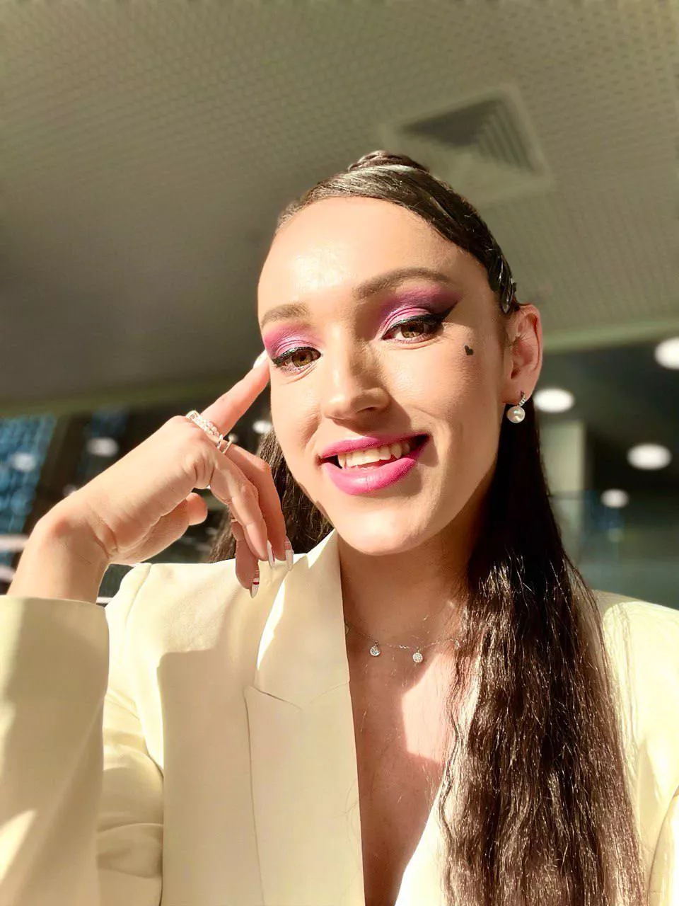 😘 Looking for someone who can blow kisses to me, and make every moment feel like a sweet dream - want to be my virtual lover?