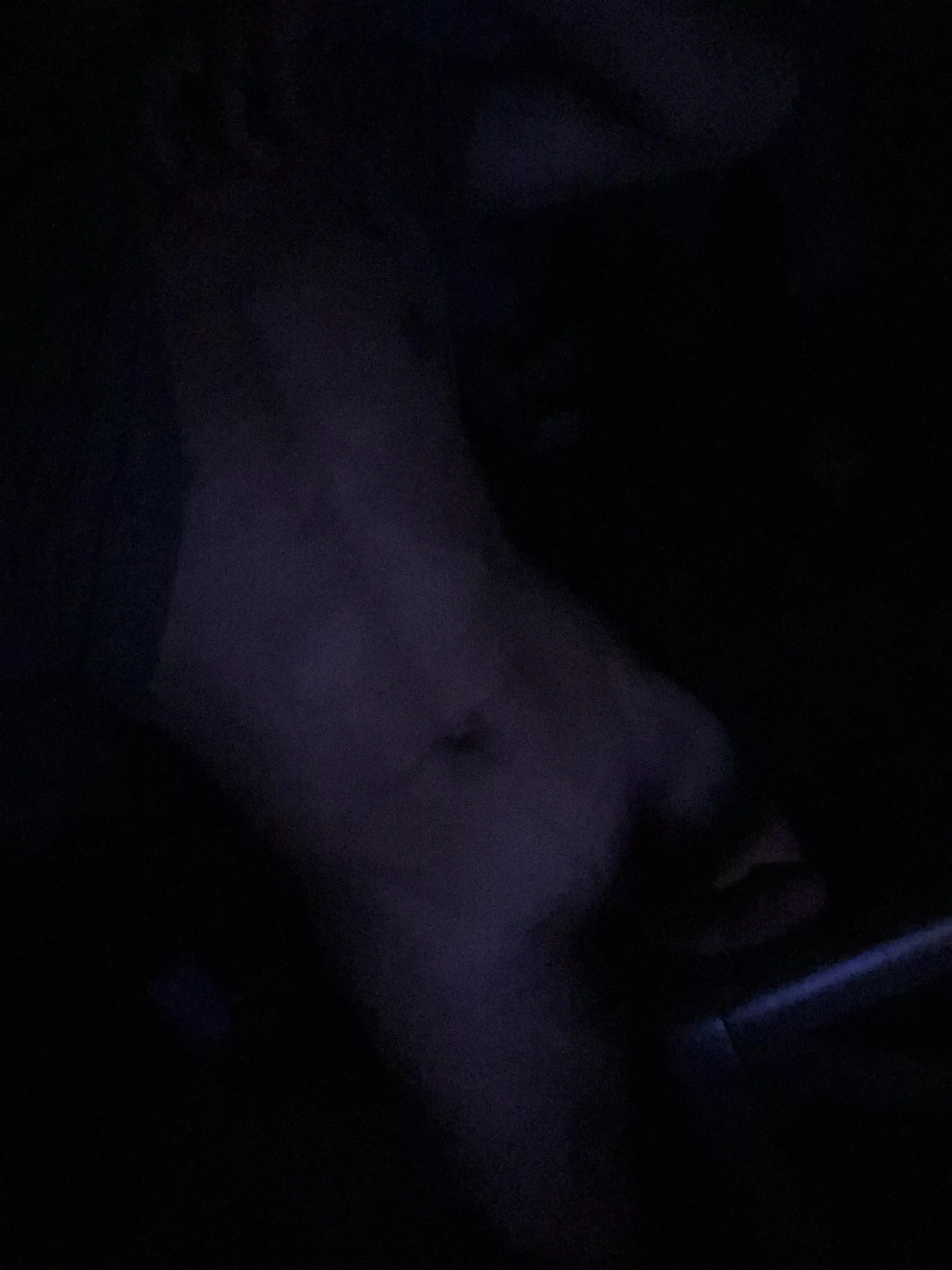 m 18 hmu to watch me selfsuck looking for big dicks and toys