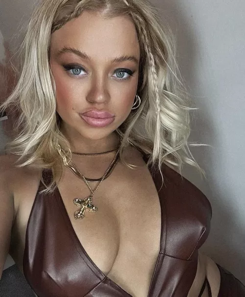 Rave beauty. Thoughts