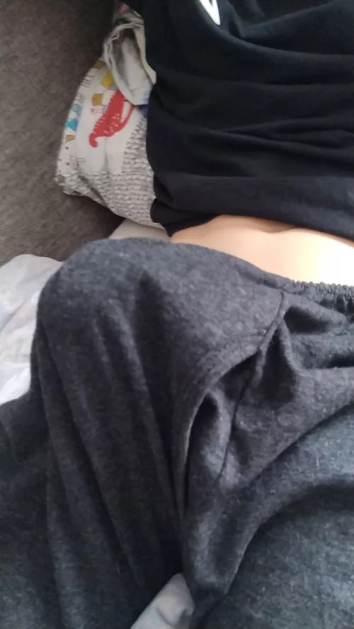 what does this bulge hide?😏