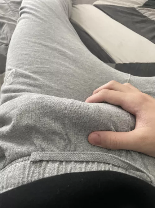 Who likes sweatpants