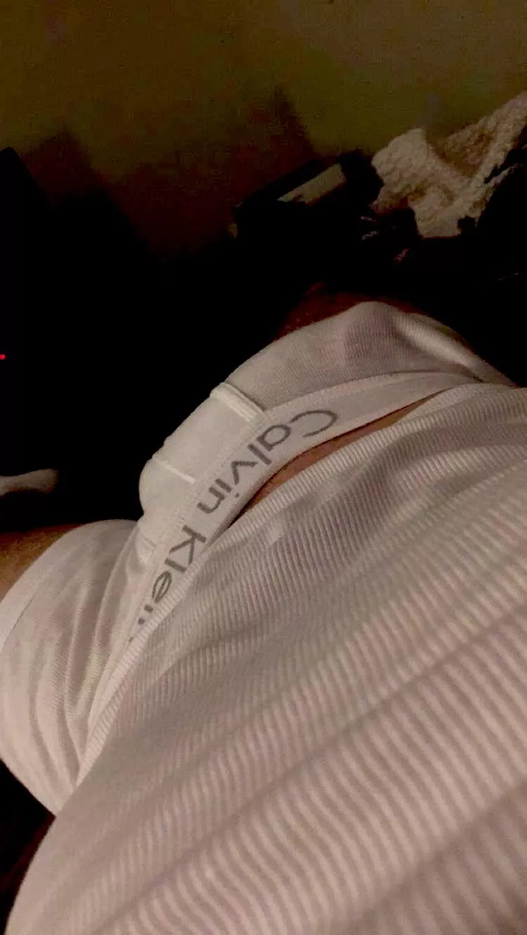 You think they’d photoshop it out of the picture if I was modeling for CalvinKlein ?