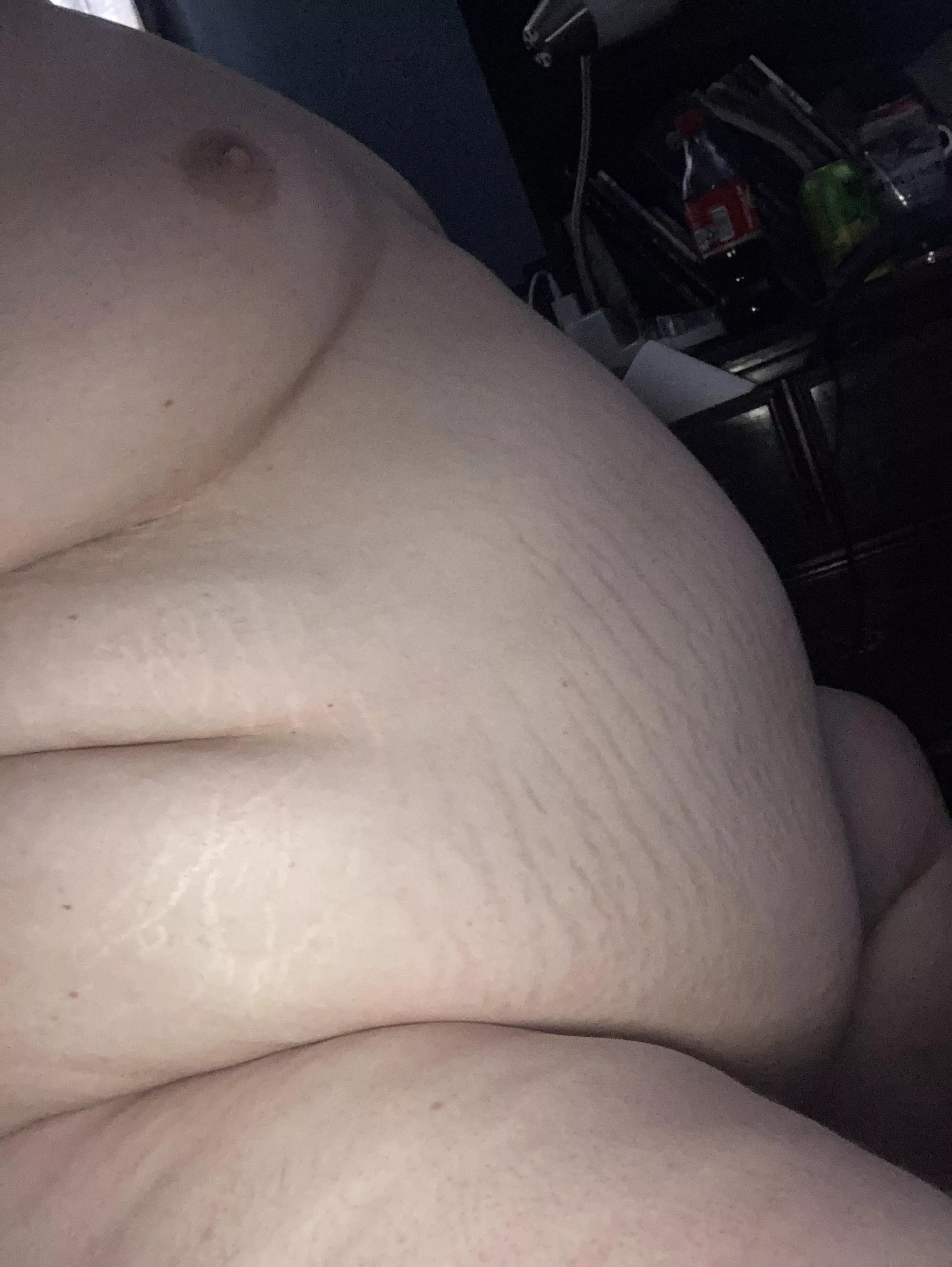 21 M hmu if you think I look good