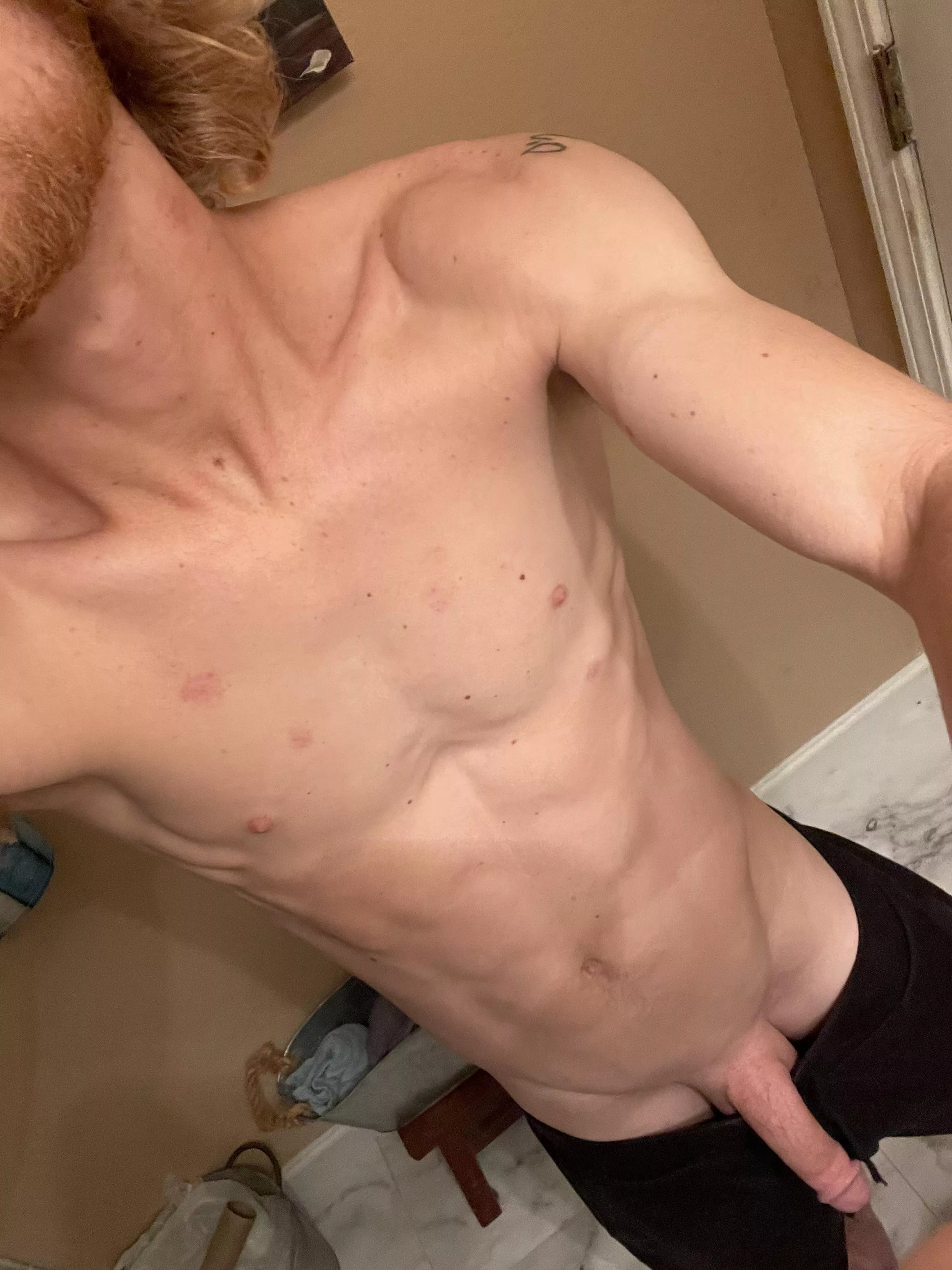22 bi horny