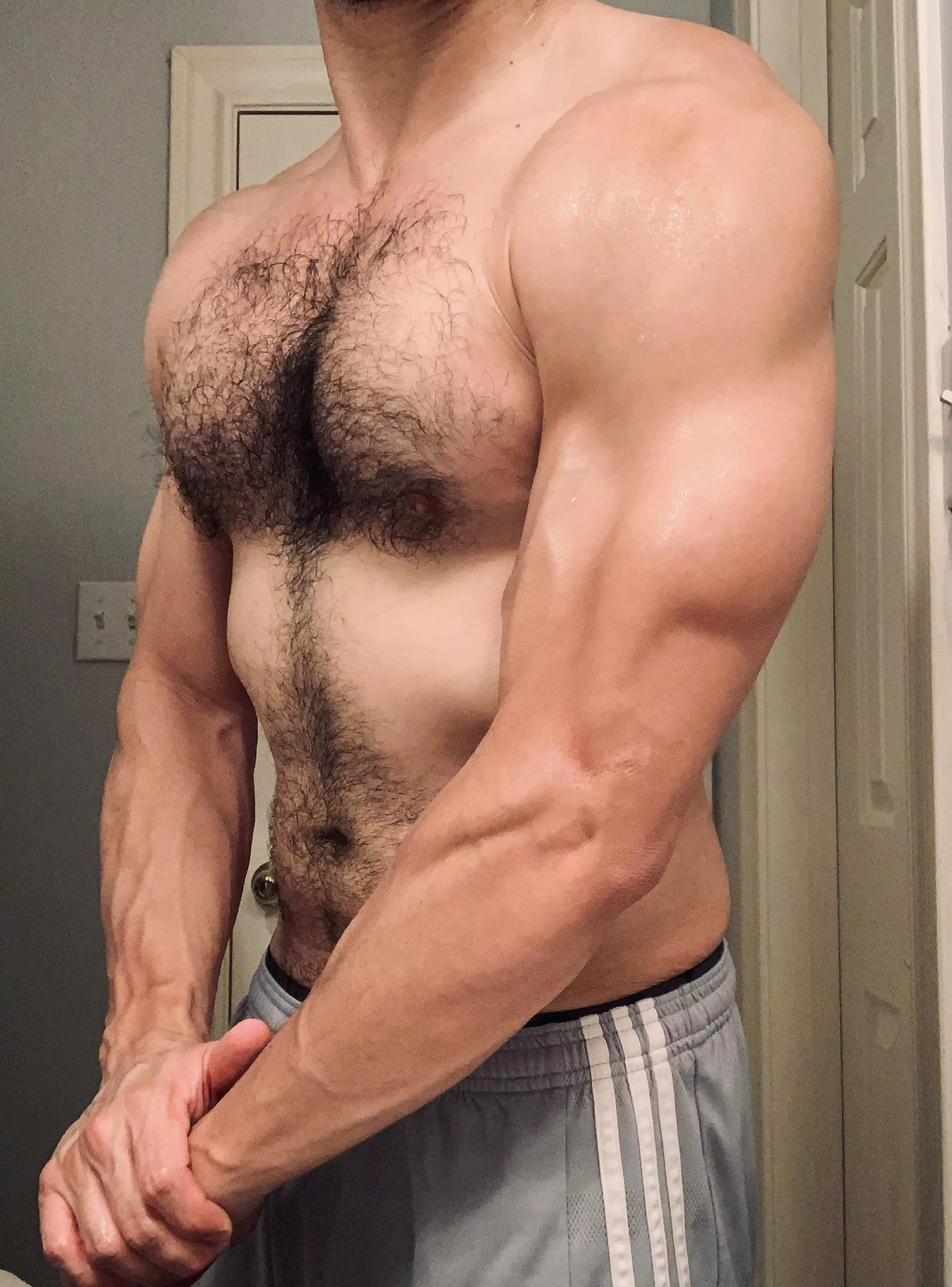 36 [M] No fancy supplements, just discipline, consistency, and good lighting.