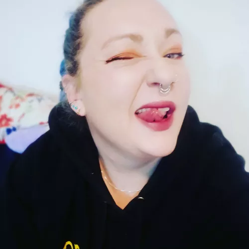 A wink says a thousand words.