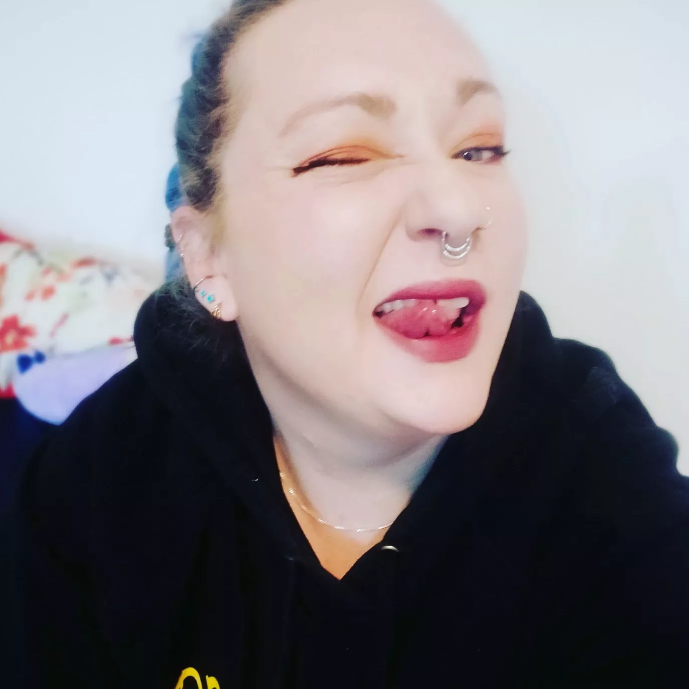 A wink says a thousand words.