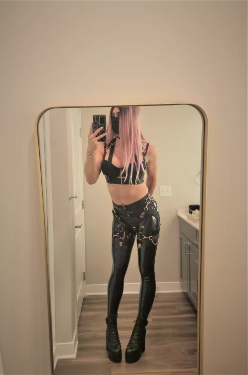 down to create a bunch of shiny oc if you all want it!