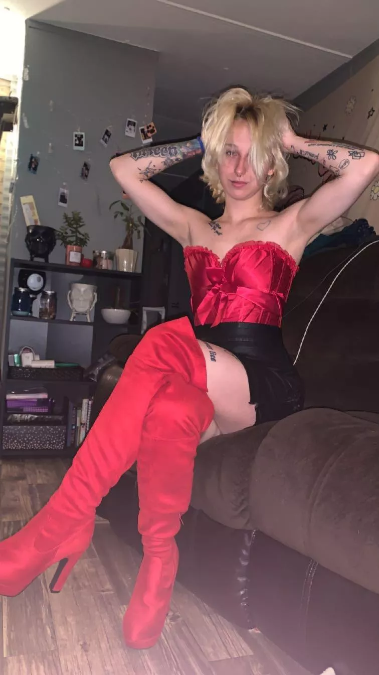 (f21) obsessed with playing dress up rn 😽