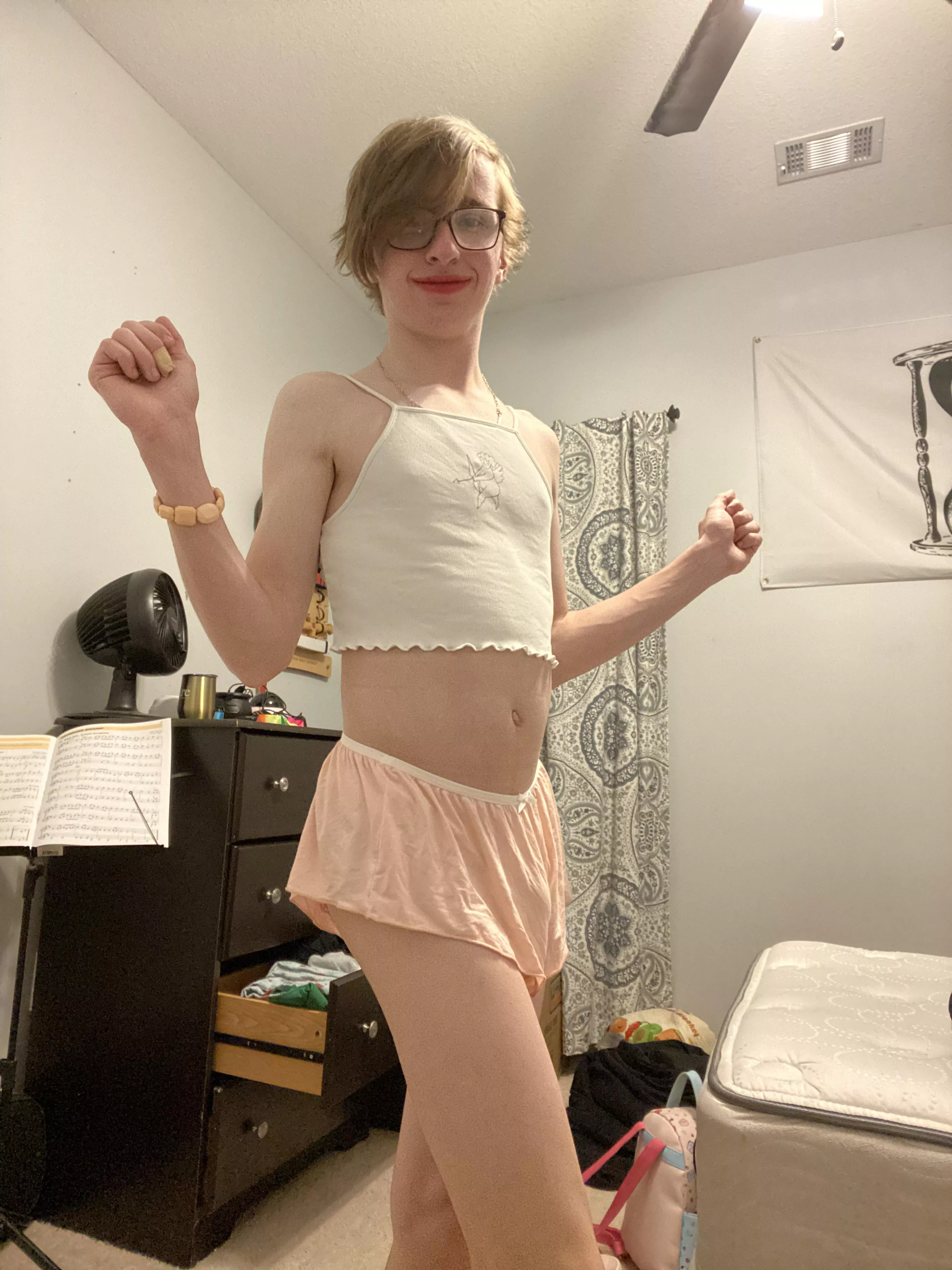 First post! Hallo! <3