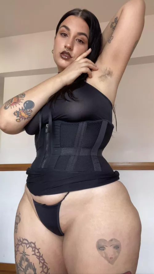 Girls got sick of shaving and you ended up really into it 😏