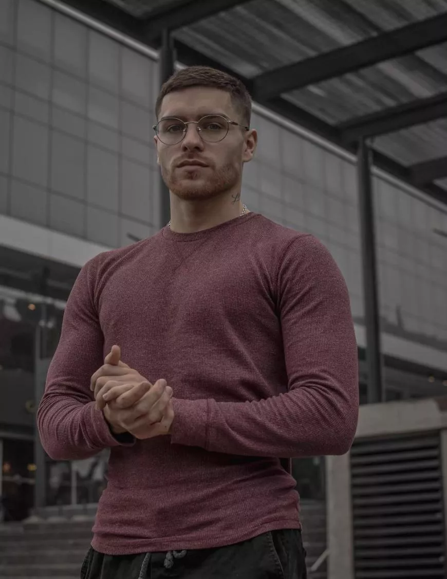 Glasses! do I look smart now? Also, realizing I am the reason why all my relationships failed = not fun