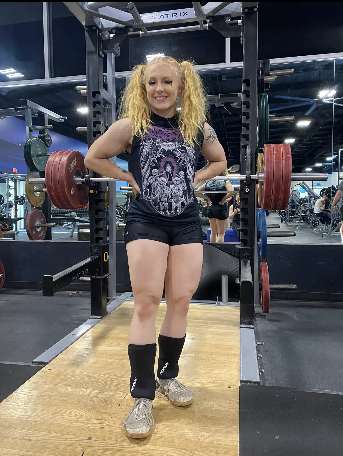 I know you guys like girls who workout with tight shorts, so here I am :)