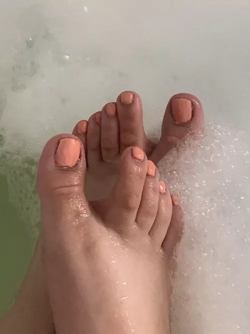 I made my nails on my feet too🥰