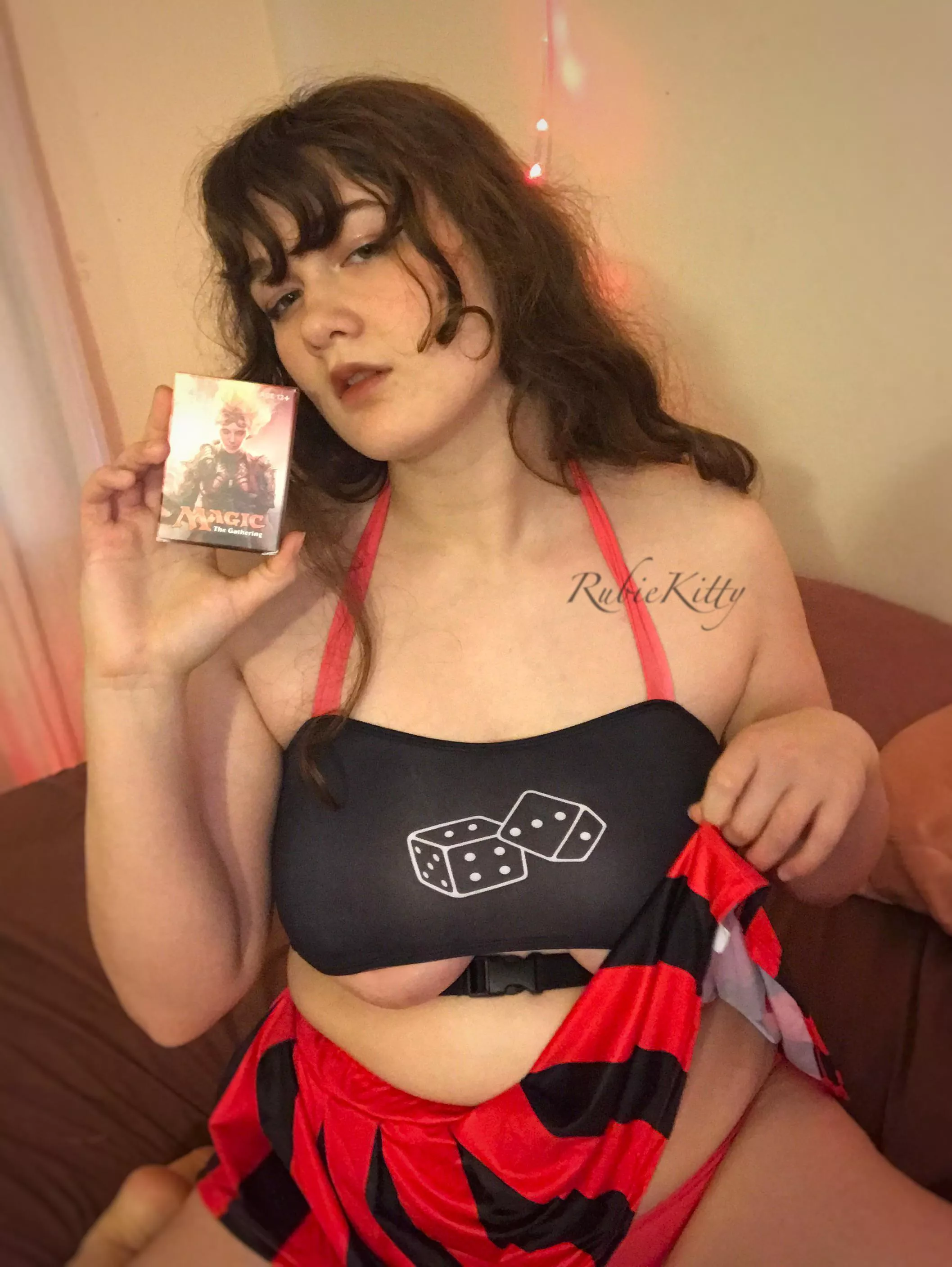 Let’s play a game🥰