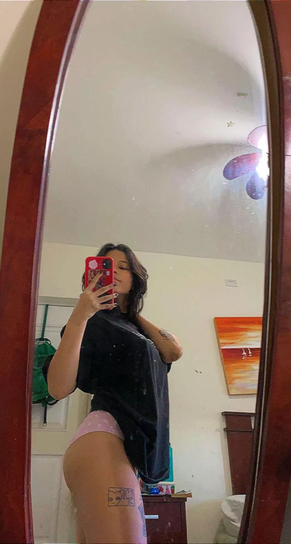 love taking mirror selfies [F] 💋