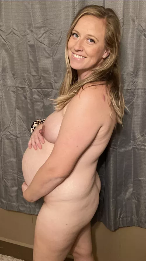 Loved being preggo! Would you knock me up again?