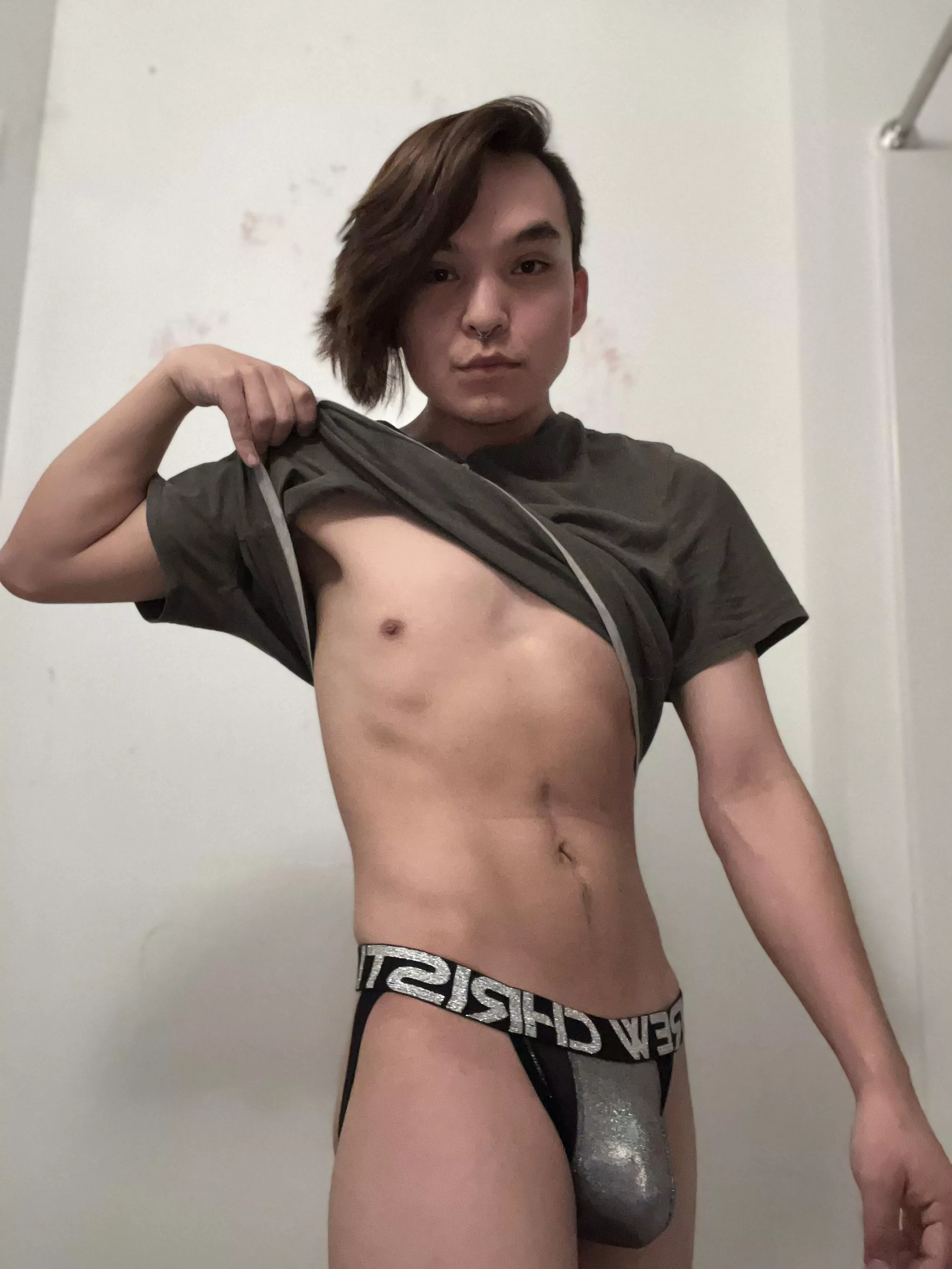 Loveing the silver glitter on this pair