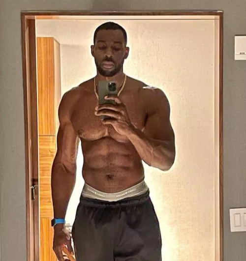 [M] First one here .