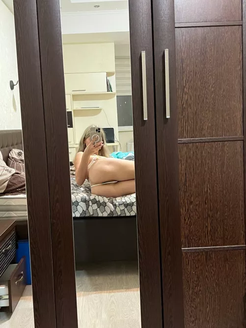 My asshole is eating my Gstring