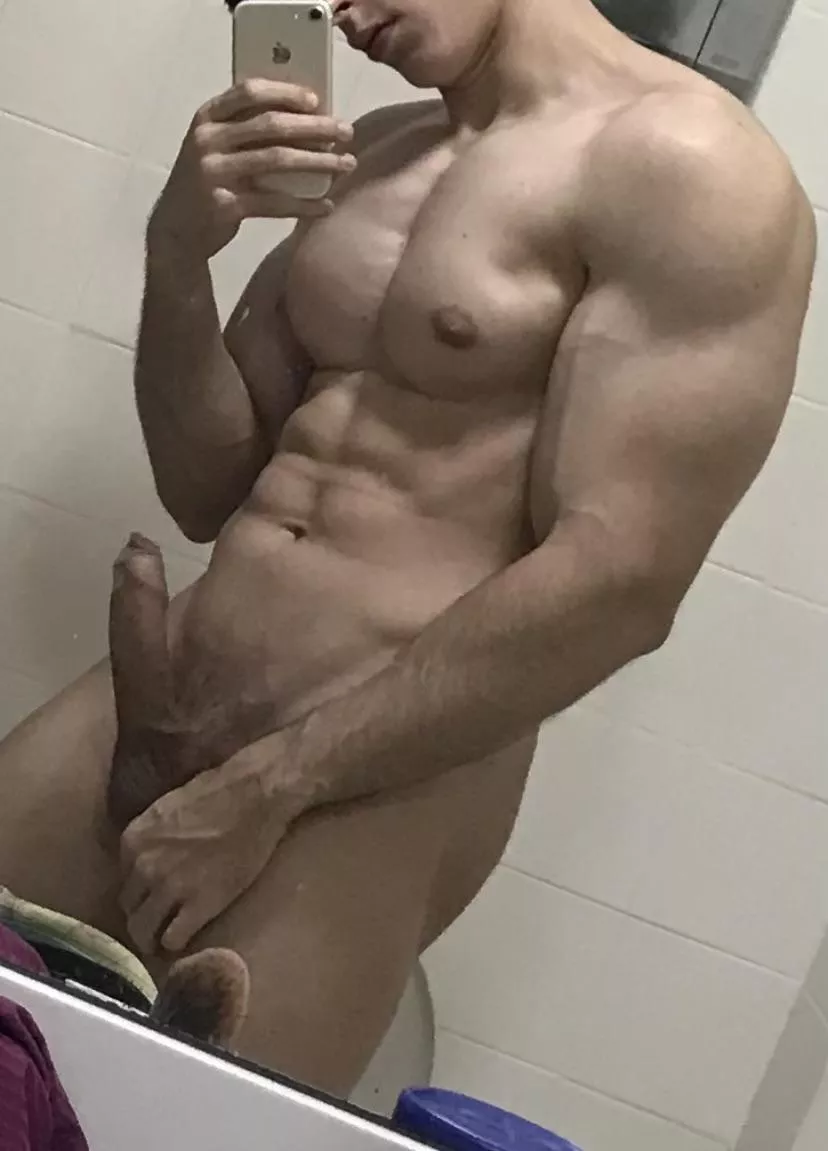 On your knees… 😏