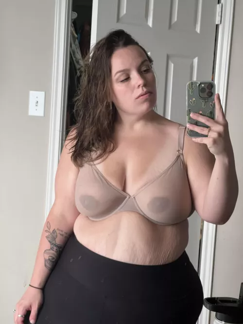 Peek a boo bras are my favorite 😈