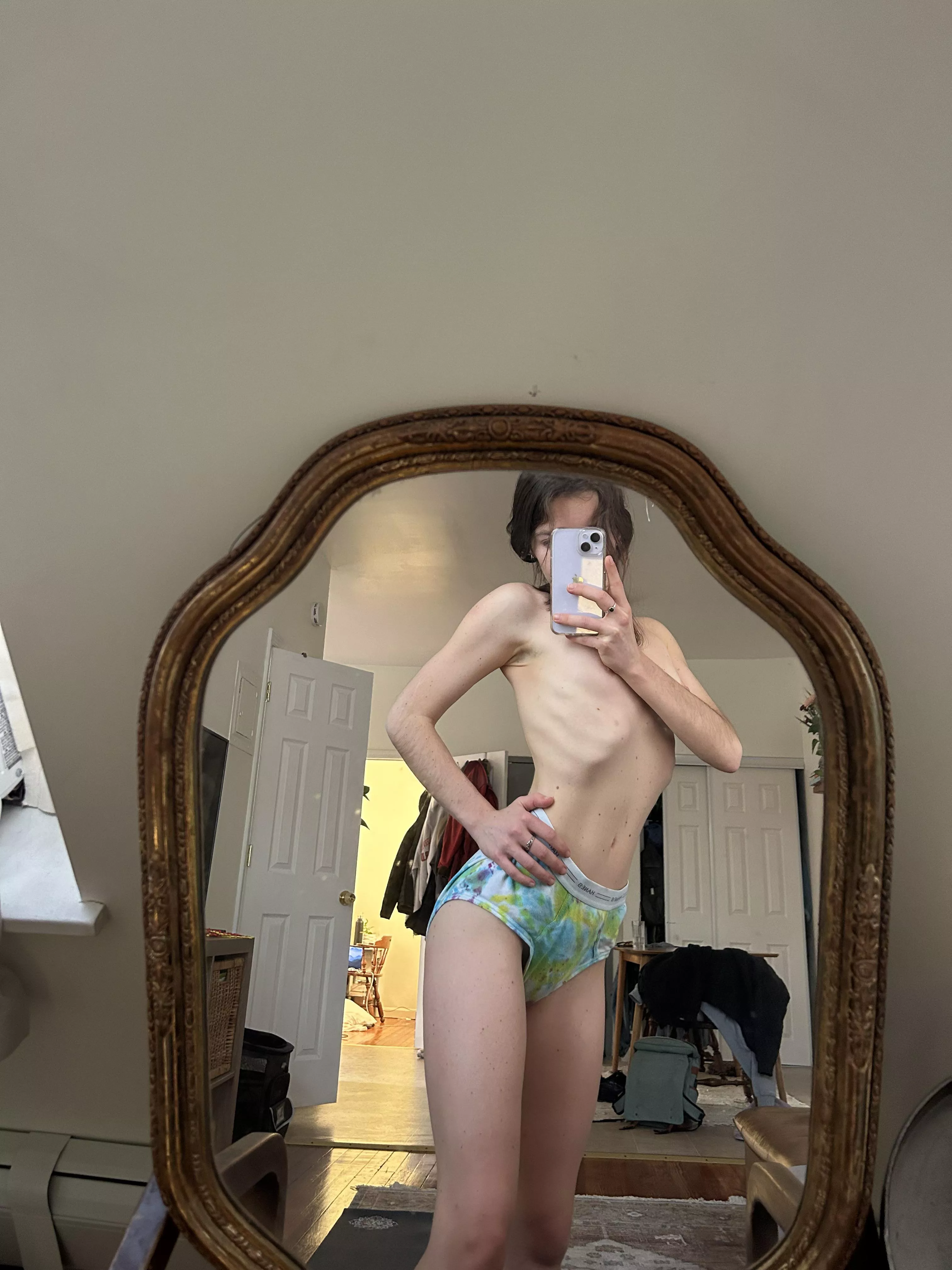 Play my ribs like guitar strings